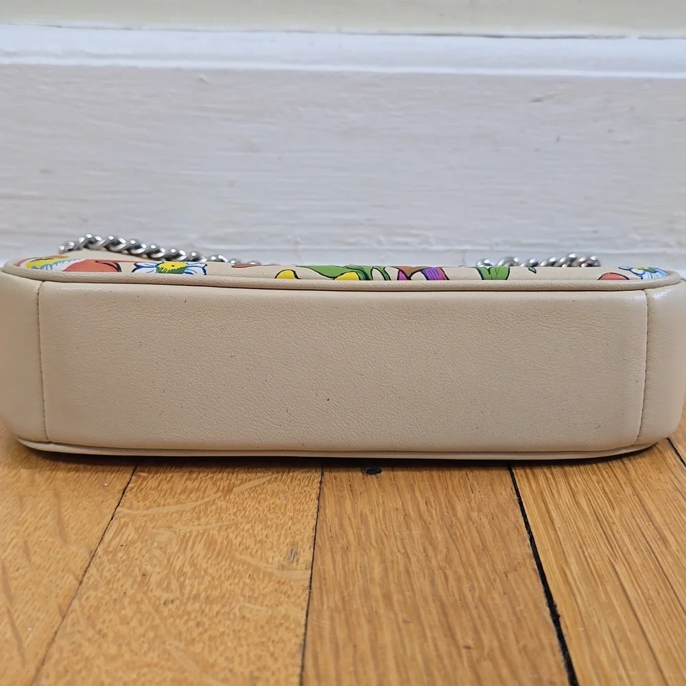 Coach, Nolita 19, Wildflower Print, Leather Beige, EUC, W's 8"W x 4.5"H x 2"D - Picture 6 of 16